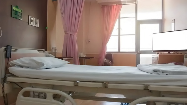 入户办理_程潇曾确诊精神疾病与梁朝伟传闻早真相大白 精神疾病开设学院银龄